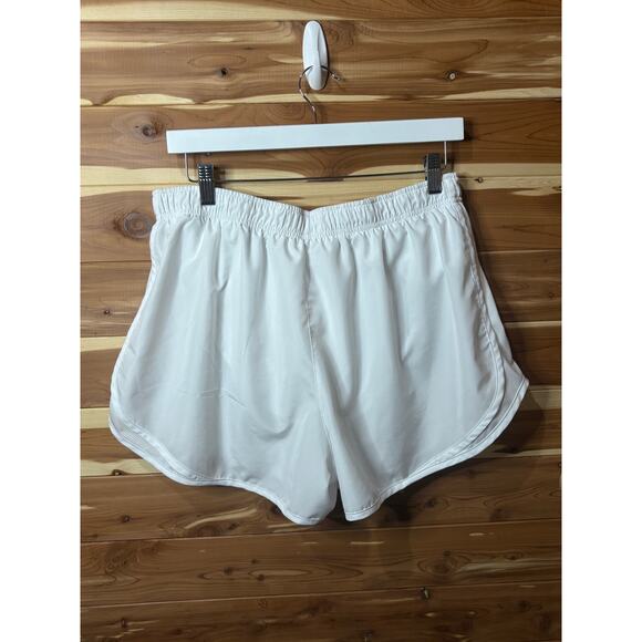 Nike Womens Dri-FIT Tempo Running Shorts White Size XL - Picture 4 of 4